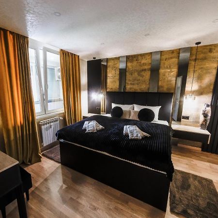 Apartman Stari Toranj II Lägenhet Vukovar Exteriör bild