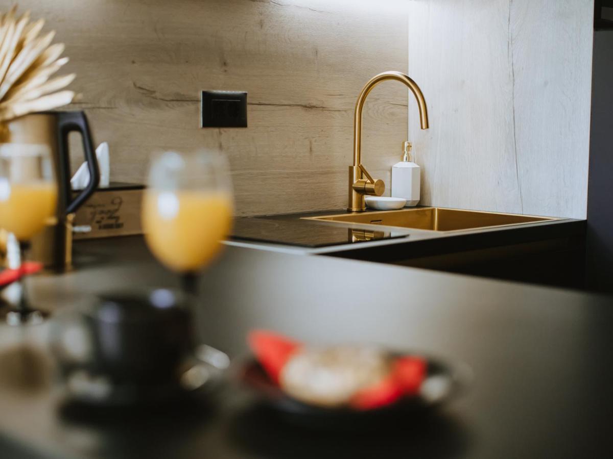 Apartman Stari Toranj II Lägenhet Vukovar Exteriör bild